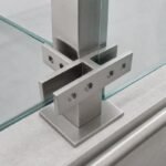 Cross-shaped Glass Connector Clamp