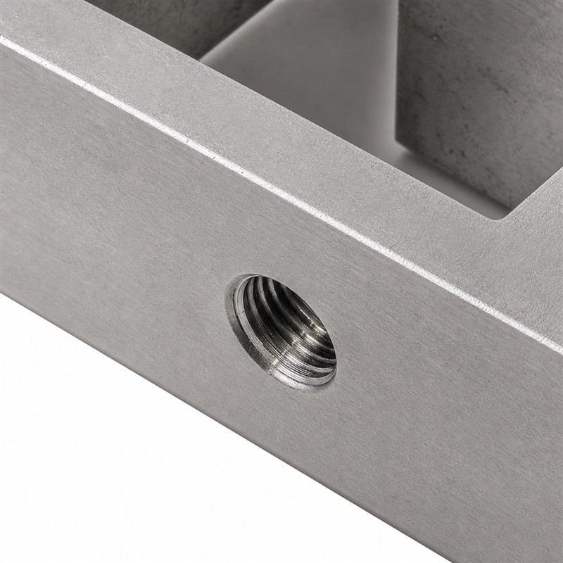 Cross-shaped Glass Connector Clamp