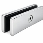 Short Flat Glass Pool Fence Joiner — Polished silver appearance concept