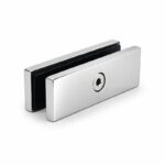 Short Flat Glass Pool Fence Joiner — Polished silver appearance concept
